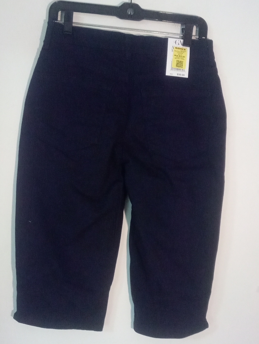 Gloria Vanderbilt Black Capri Pants NWT $50  Stretch Denim Slimming Panel - Picture 3 of 3